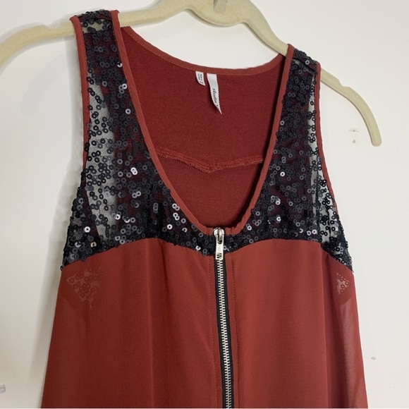 Studio Y Maurices sleeveless sequin top XS - Picture 2 of 6
